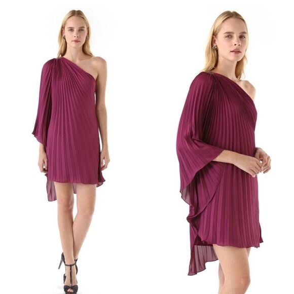 Halston Heritage One-Shoulder Pleated Cape Mini Dress In Navy Blue Size: XS - Picture 4 of 5